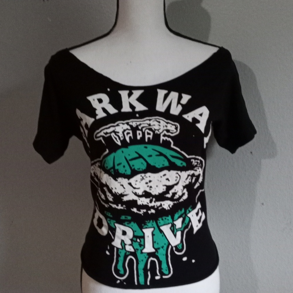Parkway drive top small